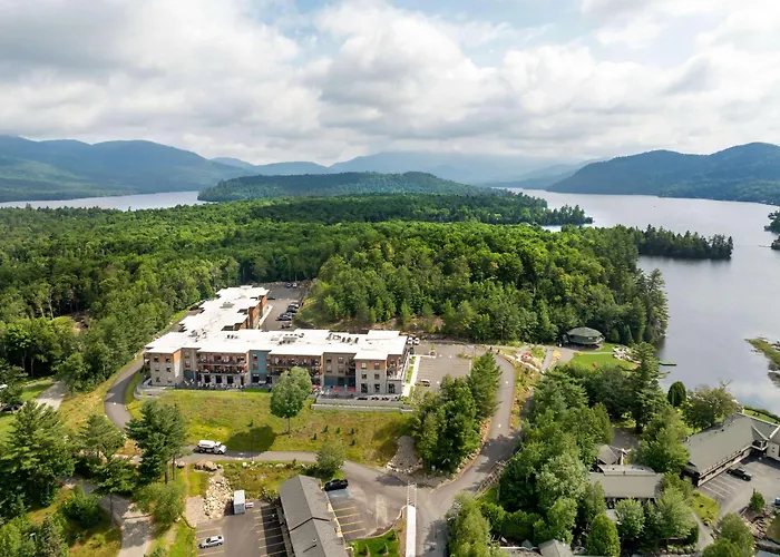 Cambria Hotel Lake Placid - Lakeside Resort