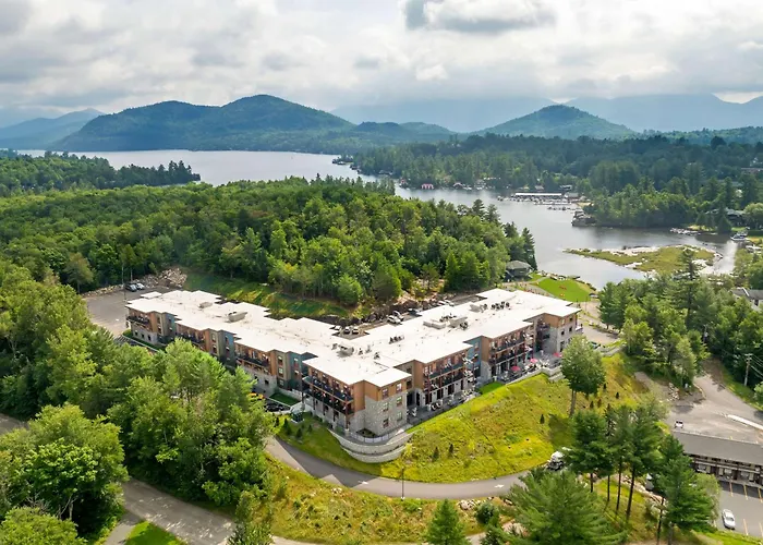 Cambria Hotel Lake Placid - Lakeside Resort