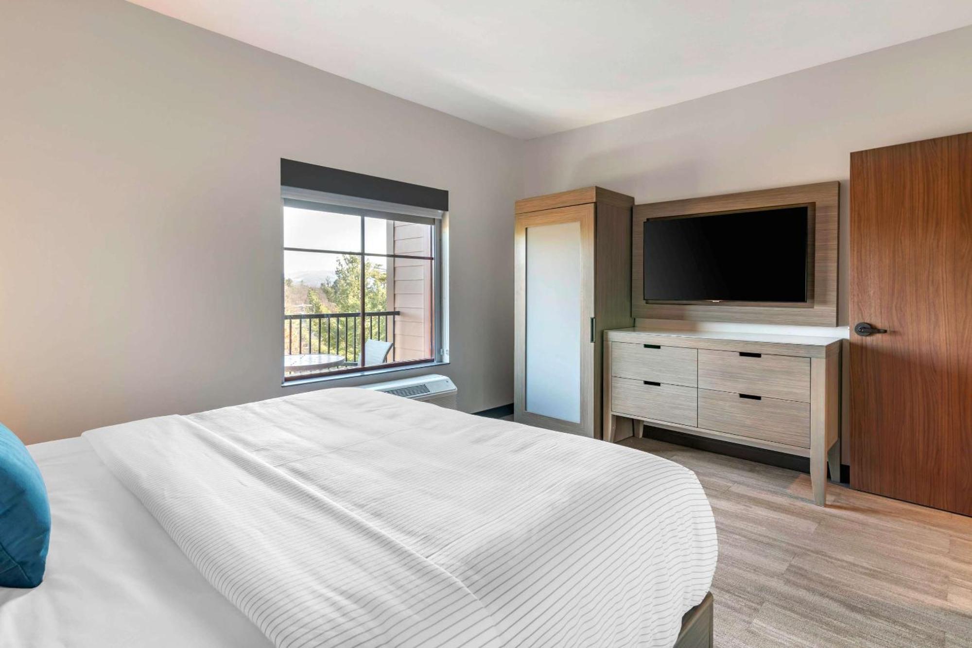 Cambria Placid - Lakeside Lake Placid
