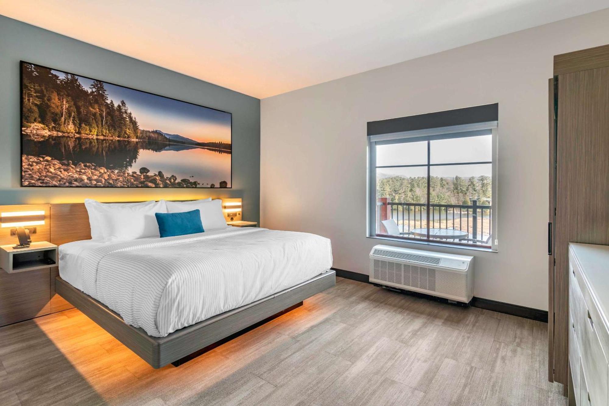 Cambria Placid - Lakeside Hotel Lake Placid