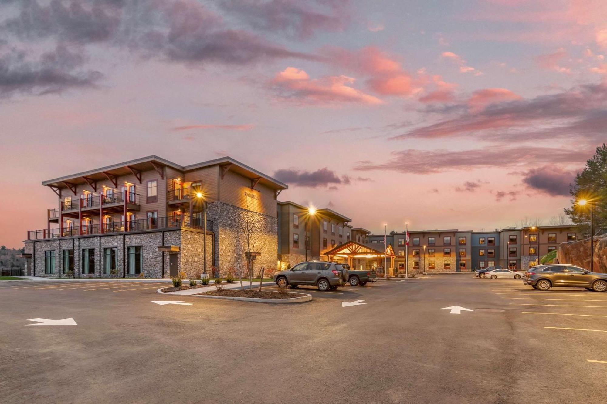 Hotel Cambria Placid - Lakeside Lake Placid